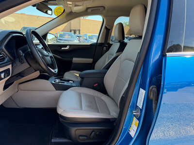 2020 Ford Escape, $20649. Photo 7