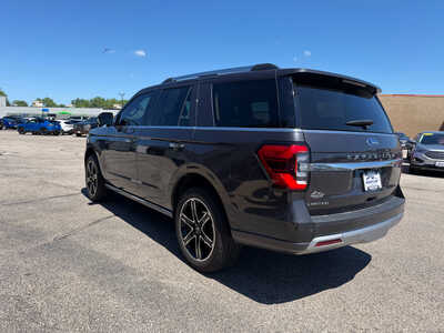 2023 Ford Expedition, $50649. Photo 6