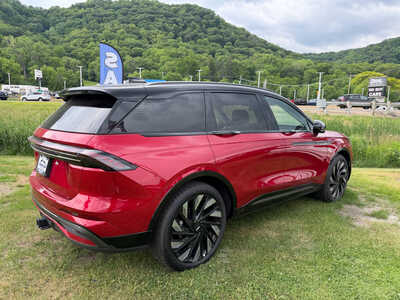2025 Lincoln Nautilus, $61995. Photo 4