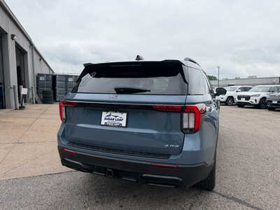 2025 Ford Explorer, $43345. Photo 5