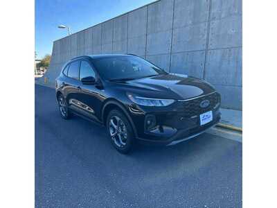 2026 Ford Escape, $0. Photo 2