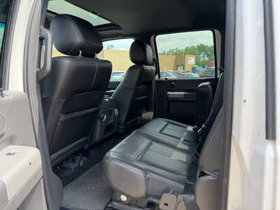 2012 Ford F350 Crew Cab, $30500. Photo 9