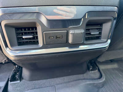 2022 Chevrolet 1500 Crew Cab, $42150. Photo 12