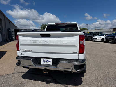 2022 Chevrolet 1500 Crew Cab, $42150. Photo 5