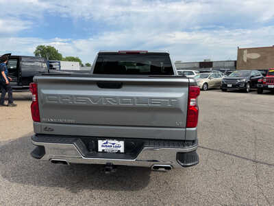 2024 Chevrolet 1500 Crew Cab, $41150. Photo 5
