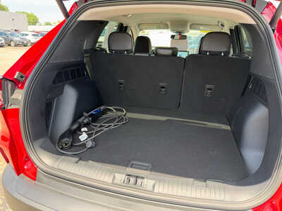 2025 Ford Escape, $26595. Photo 12