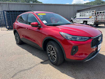 2025 Ford Escape, $26595. Photo 3