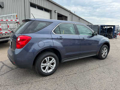 2013 Chevrolet Equinox, $5998. Photo 4