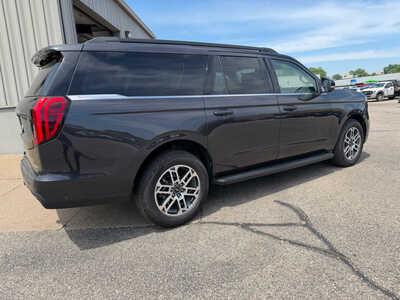 2025 Ford Expedition Max, $57995. Photo 4