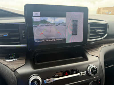 2020 Ford Explorer, $21995. Photo 12