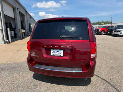 2017 Dodge Caravan, Grand, $15995. Photo 5