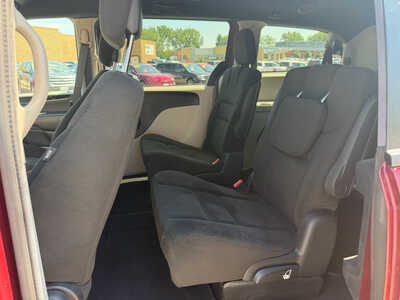 2017 Dodge Caravan, Grand, $15995. Photo 8