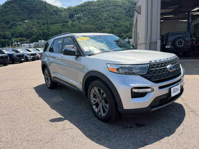 2024 Ford Explorer, $37649. Photo 2
