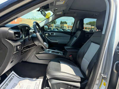 2024 Ford Explorer, $37649. Photo 9