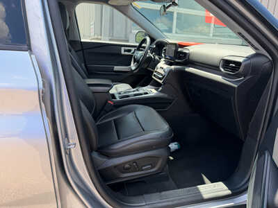 2024 Ford Explorer, $30649. Photo 6