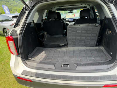 2024 Ford Explorer, $36649. Photo 12