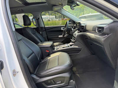 2024 Ford Explorer, $36649. Photo 4