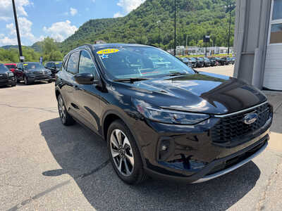2024 Ford Escape, $29995. Photo 3