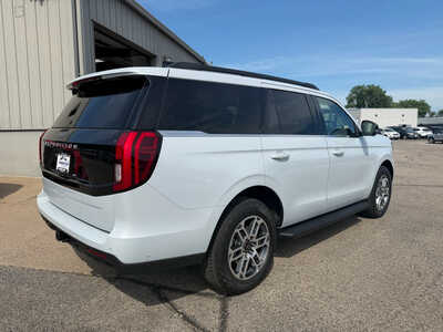 2025 Ford Expedition, $55495. Photo 4