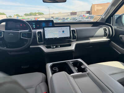2025 Ford Expedition, $56995. Photo 12