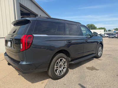 2025 Ford Expedition, $56995. Photo 4