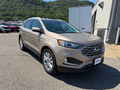 2021 Ford Edge, $24150. Photo 3