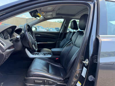 2016 Acura TLX, $16998. Photo 7