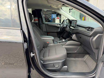 2024 Ford Escape, $21500. Photo 10