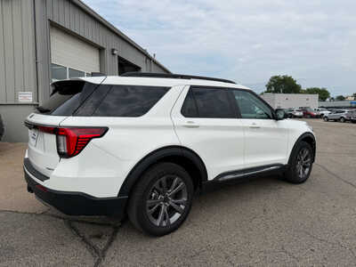 2025 Ford Explorer, $38649. Photo 4