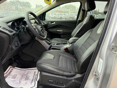 2015 Ford Escape, $9649. Photo 6
