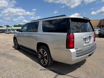 2019 Chevrolet Suburban, $21649. Photo 6