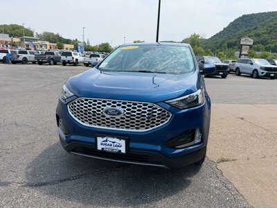 2023 Ford Edge, $28150. Photo 2