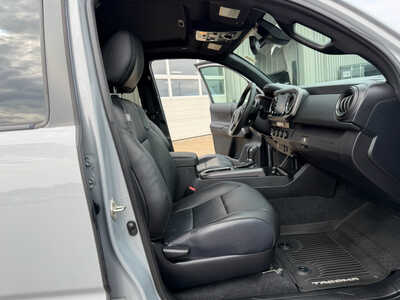 2021 Toyota Tacoma, $40150. Photo 12