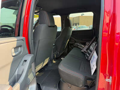2026 Nissan Frontier, $39150. Photo 6