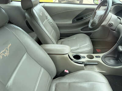 2004 Ford Mustang, $5649. Photo 5