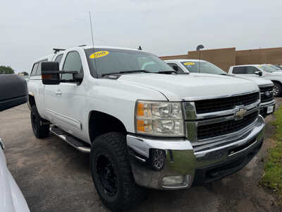 2009 Chevrolet 2500 Ext Cab, $12649. Photo 2