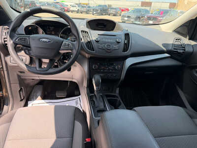 2018 Ford Escape, $13649. Photo 11