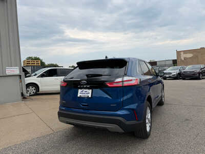2024 Ford Edge, $30649. Photo 4