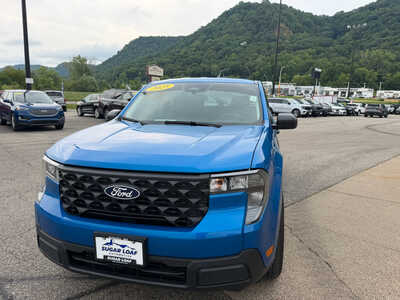 2025 Ford Maverick, $27649. Photo 2