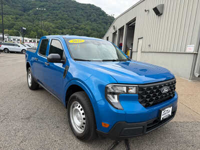 2025 Ford Maverick, $27649. Photo 3