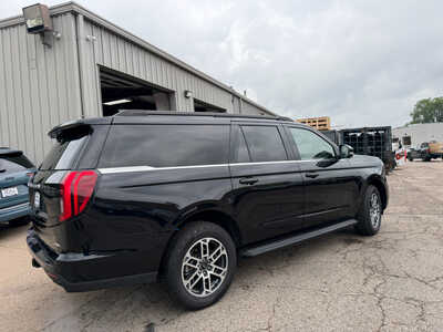 2025 Ford Expedition Max, $58995. Photo 4