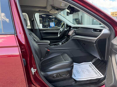 2023 Jeep Grand Cherokee L, $32649. Photo 8