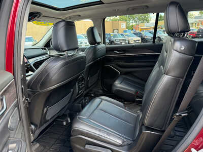 2023 Jeep Grand Cherokee L, $32649. Photo 9