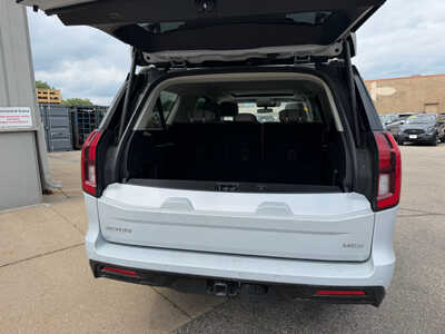 2025 Ford Expedition Max, $59995. Photo 5