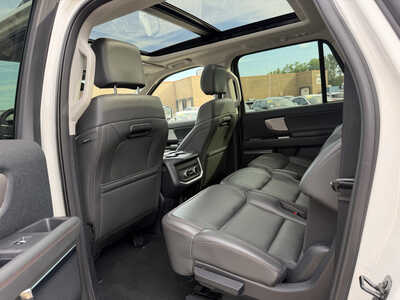 2025 Ford Expedition Max, $58995. Photo 9