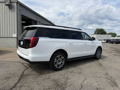 2025 Ford Expedition Max, $58995. Photo 4