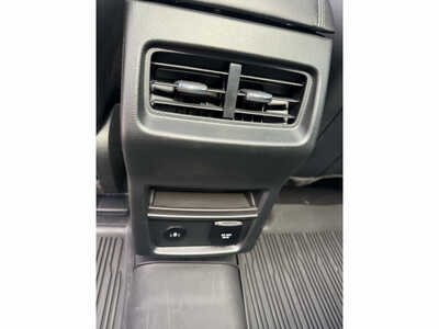 2024 Ford Edge, $30995. Photo 11