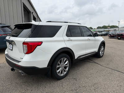 2020 Ford Explorer, $25150. Photo 4