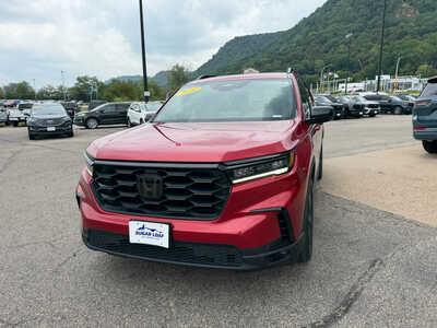 2024 Honda Pilot, $35649. Photo 2