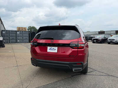 2024 Honda Pilot, $35649. Photo 5